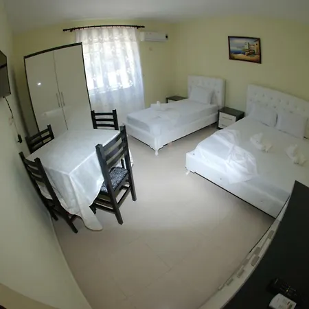 Rama Apartment *