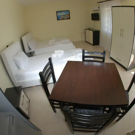 Apartment Rama